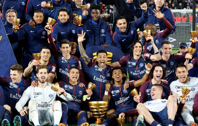 趋冒险而像