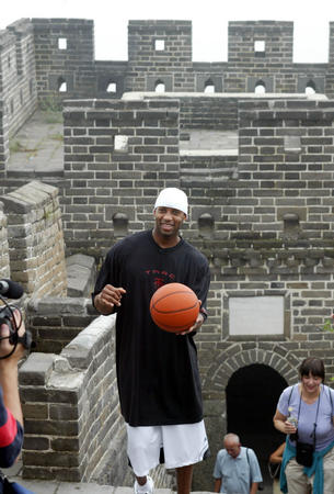 NBA战报：波尔津吉斯30+8，杜兰特30分，凯尔特人132-102轻取太阳